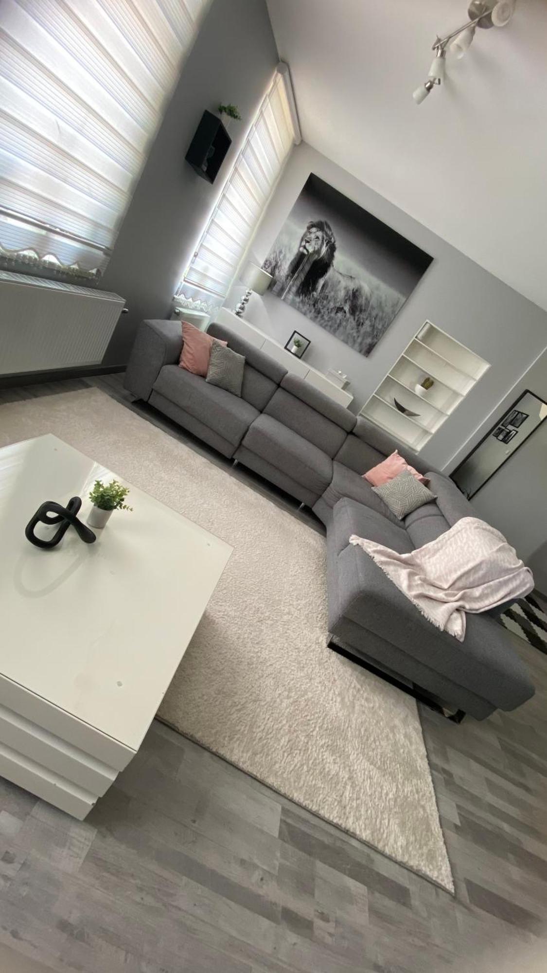 Next2Airport - Appartement House Of Lions Ransart Exteriör bild